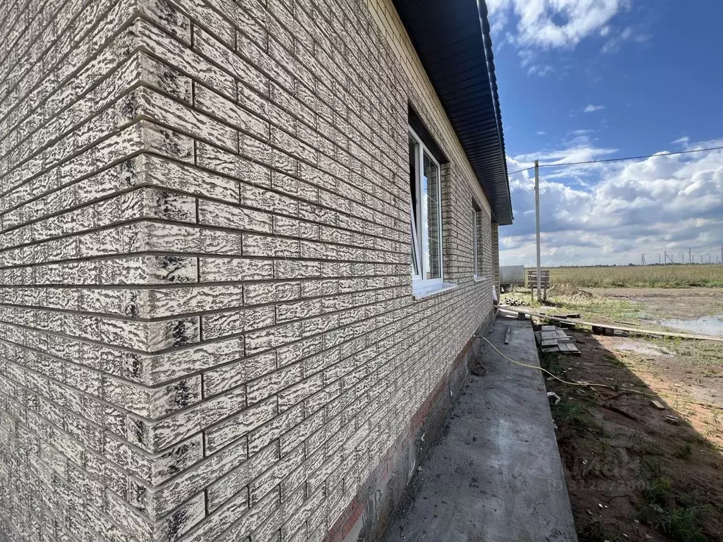 Дом в Оренбургская область, Оренбургский район, с. Благословенка ул. ... - Фото 2