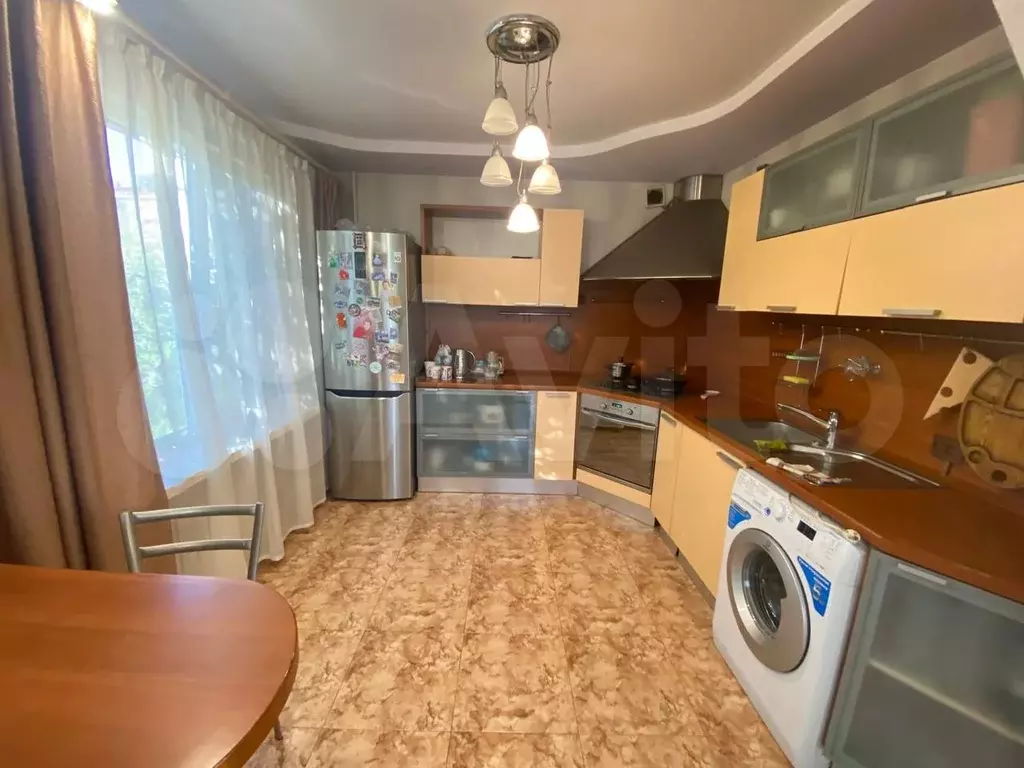 3-к. квартира, 65 м, 2/5 эт. - Фото 0