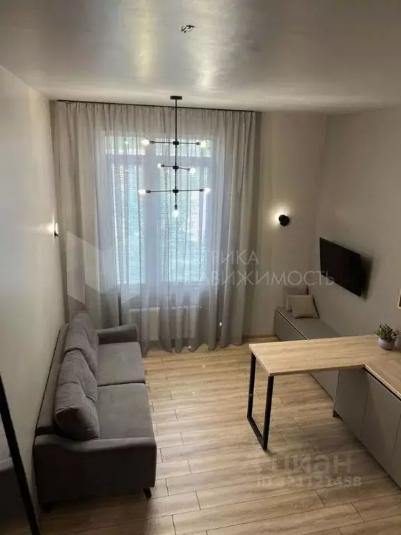 Студия Тюменская область, Тюмень ул. 9 Января, 160к1 (34.0 м) - Фото 1