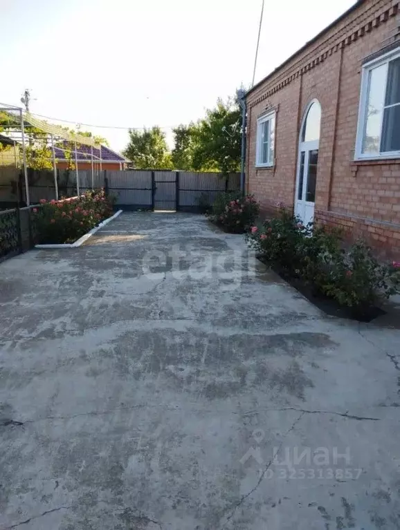 Дом в Адыгея, Шовгеновский район, Хатажукайское с/пос, Пшичо аул ул. ... - Фото 1