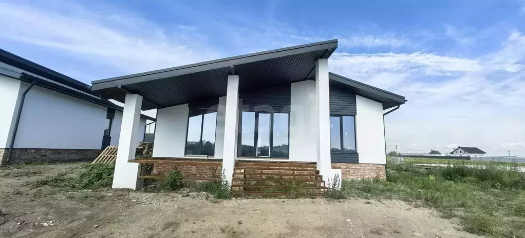 Дом в Саратовская область, д. Мергичевка ул. Малая Приовражная, 6А ... - Фото 1