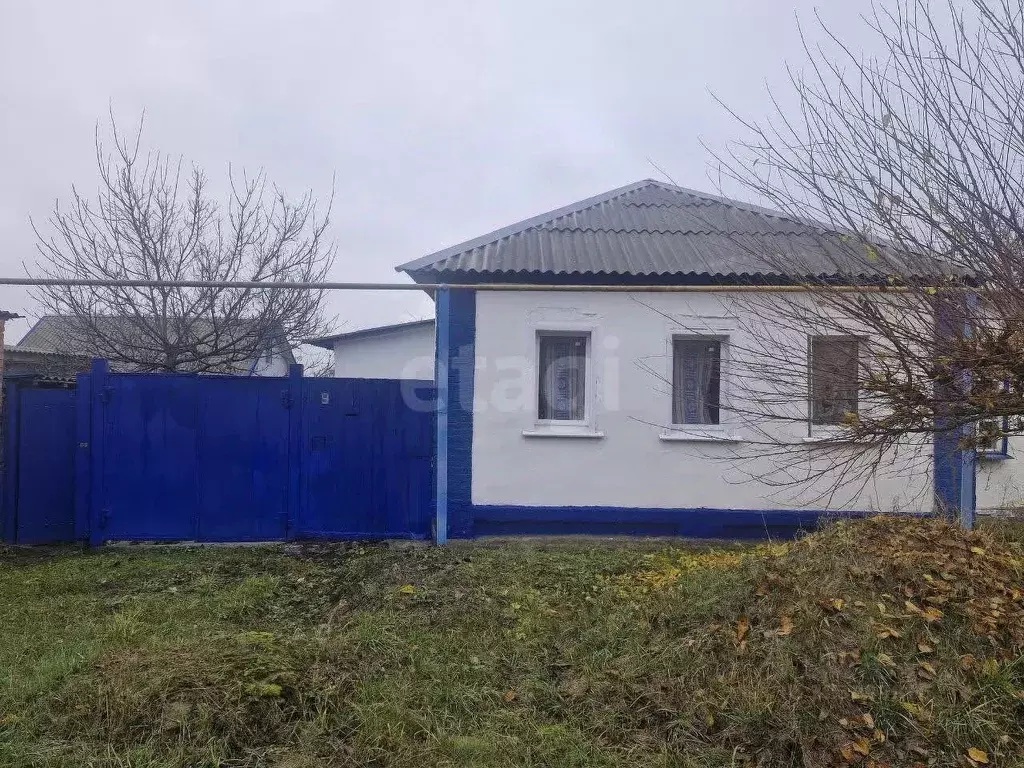 Дом в Белгородская область, Волоконовка рп ул. Коммунистическая, 9 (72 ... - Фото 1