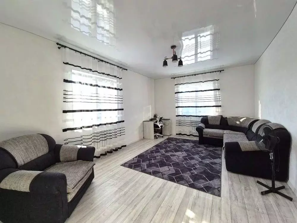 Дом в Омская область, Омский район муниципальный округ, Деревня ... - Фото 1