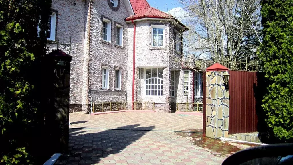 Коттедж в Москва д. Пучково, ул. Сиреневая (439 м) - Фото 1