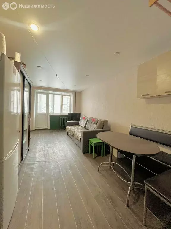 1к в 5-комнатной квартире (18 м) - Фото 1