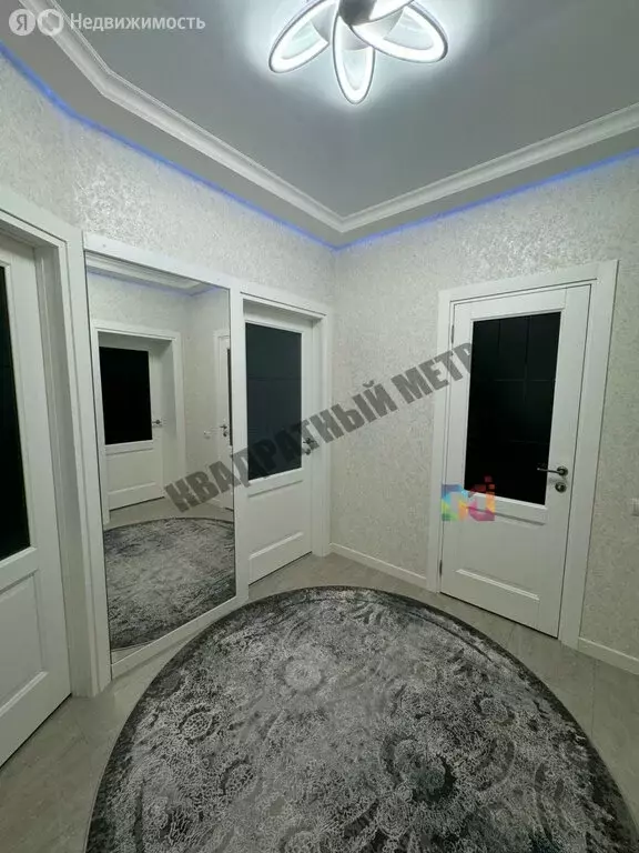 2-комнатная квартира: Элиста, улица Ю. Клыкова, 77В (62 м) - Фото 1