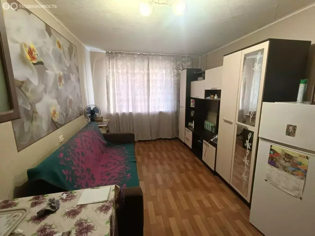 1к в 4-комнатной квартире (18 м) - Фото 1