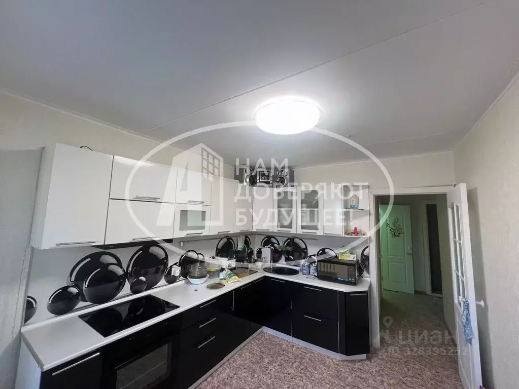 2-к кв. Пермский край, Кунгур Шоссейная ул., 45 (57.4 м) - Фото 1