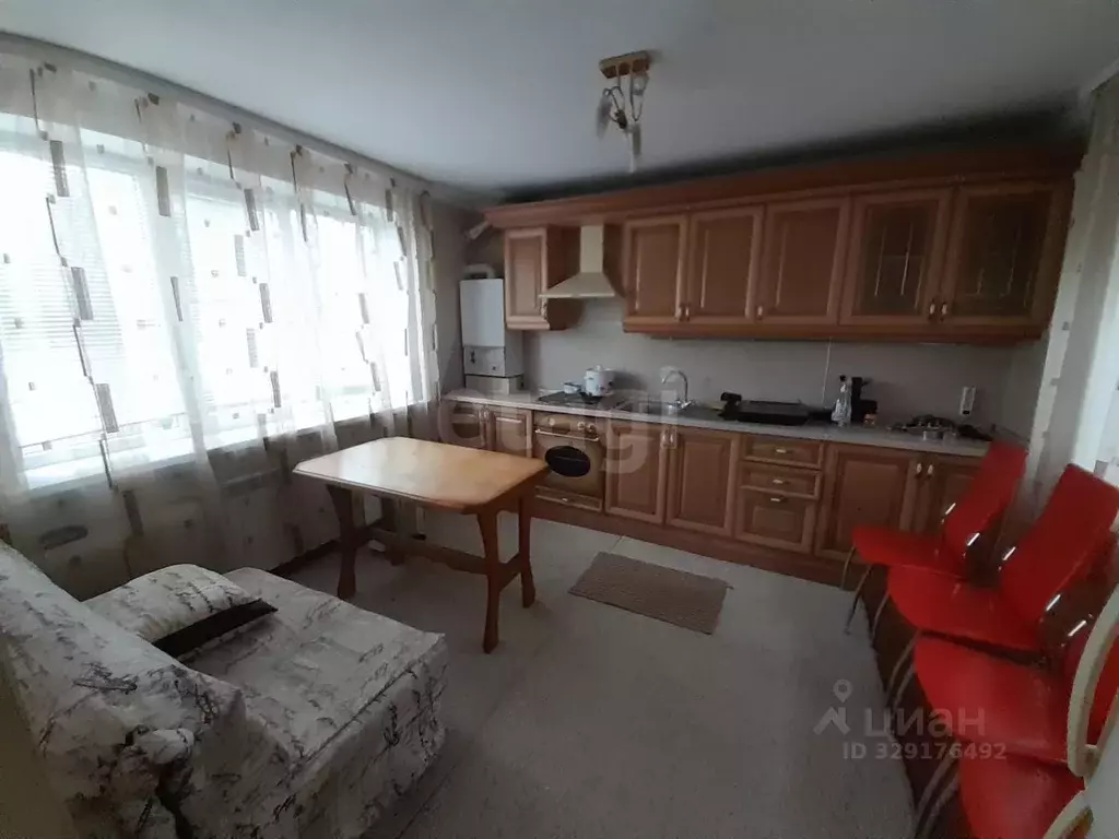 Дом в Ставропольский край, Ставрополь № 8 мкр, ул. Абрамовой, 26 (75 ... - Фото 2