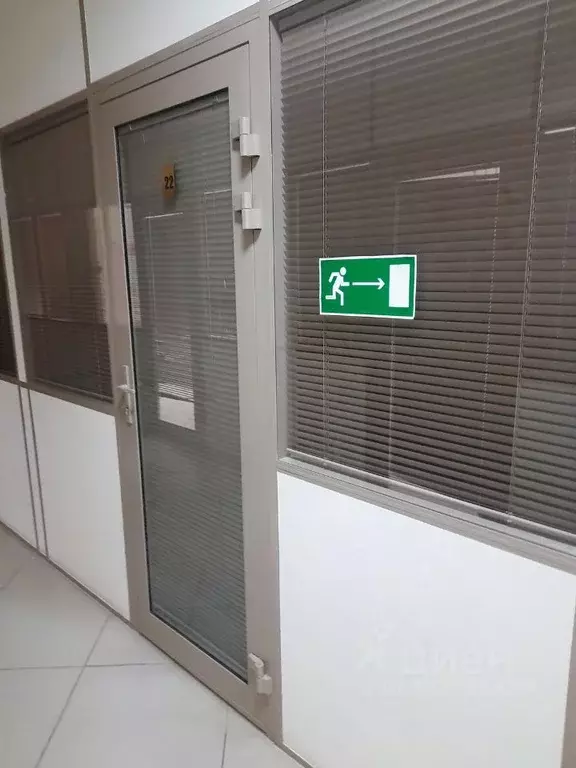 Помещение свободного назначения в Тюменская область, Ишим ул. Карла ... - Фото 2