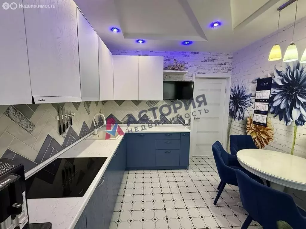 3-комнатная квартира: Тула, улица Генерала Маргелова, 3А (71 м) - Фото 1