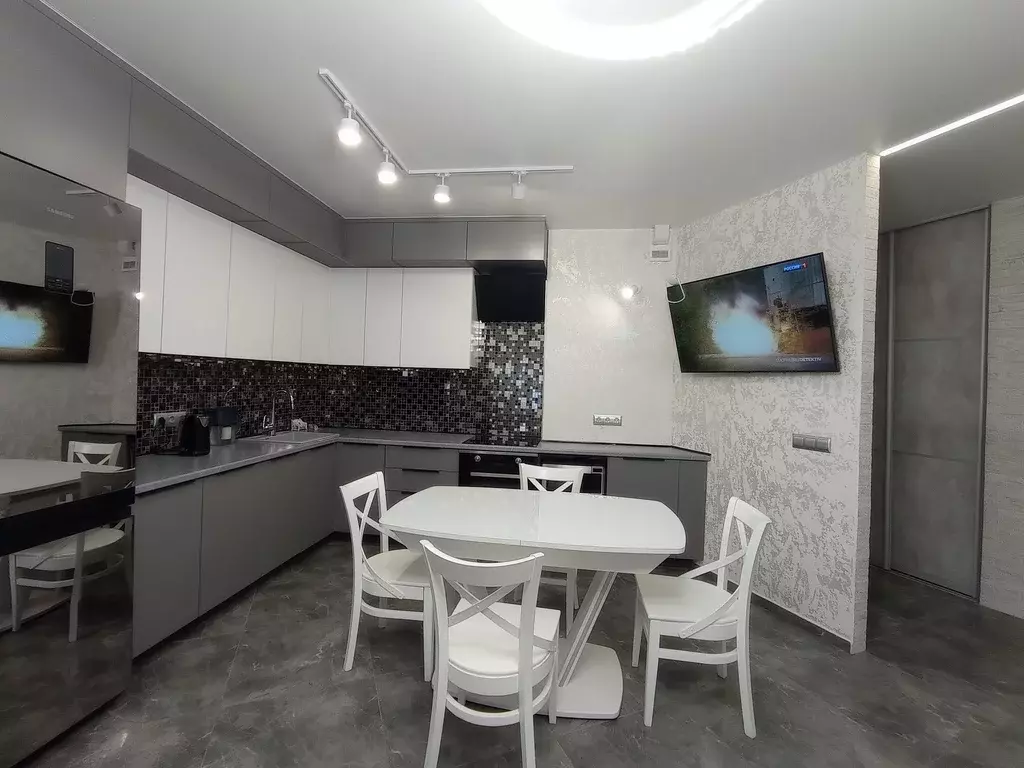 Продаётся 2-к квартира, 58 м - Фото 1