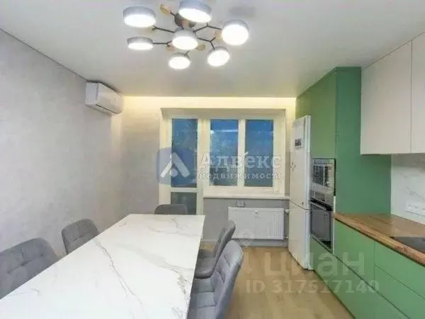 3-к кв. Тюменская область, Тюмень ул. Монтажников, 38 (87.0 м) - Фото 1
