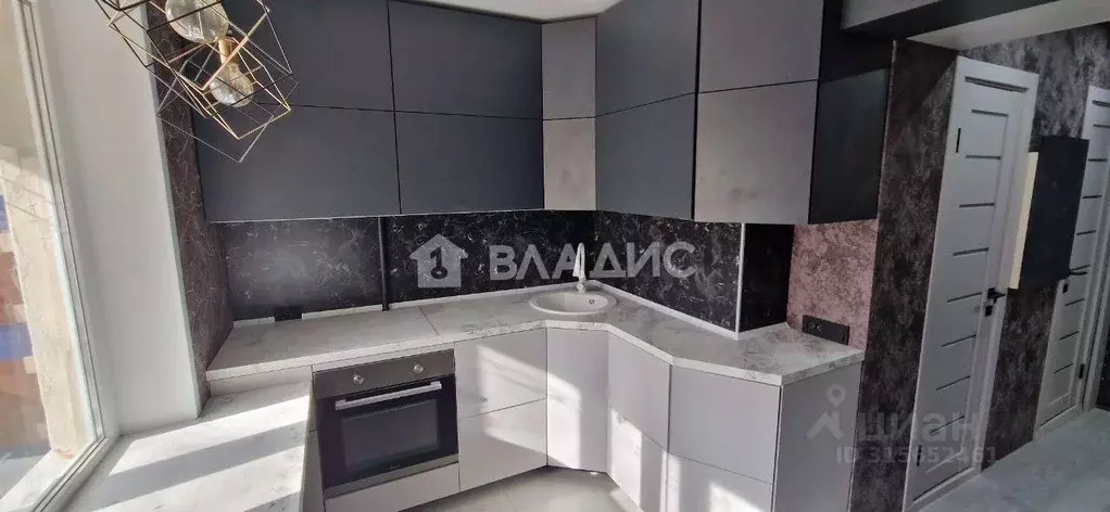 1-к кв. Белгородская область, Белгород ул. Губкина, 35 (33.7 м) - Фото 0