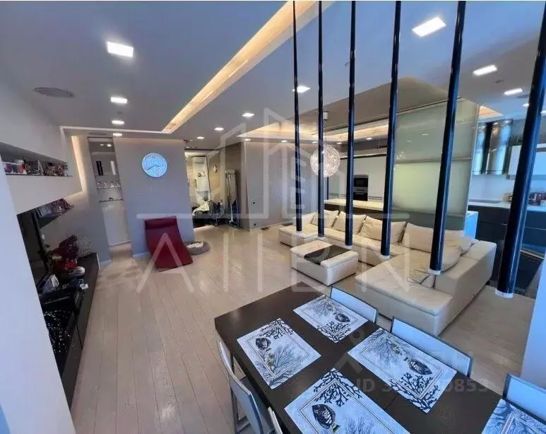 5-к кв. Москва Мосфильмовская ул., 70к2 (202.9 м) - Фото 1