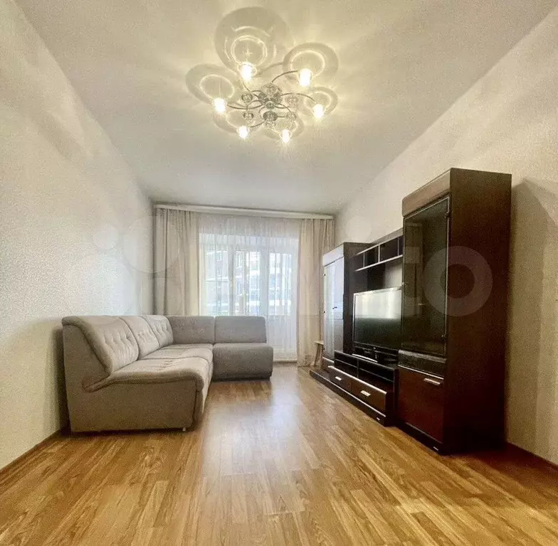 2-к. квартира, 60 м, 3/5 эт. - Фото 1