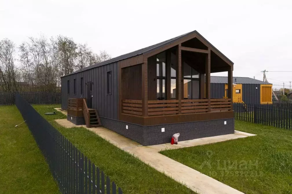 Дом в Ленинградская область, Ломоносовский район, Аннинское городское ... - Фото 1