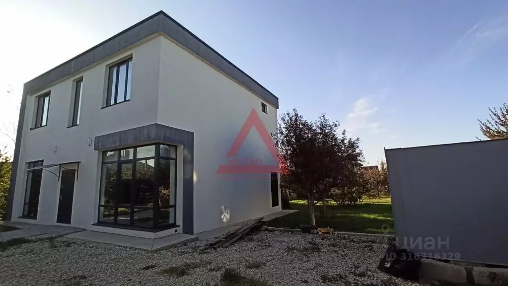 Дом в Севастополь  (180 м) - Фото 0