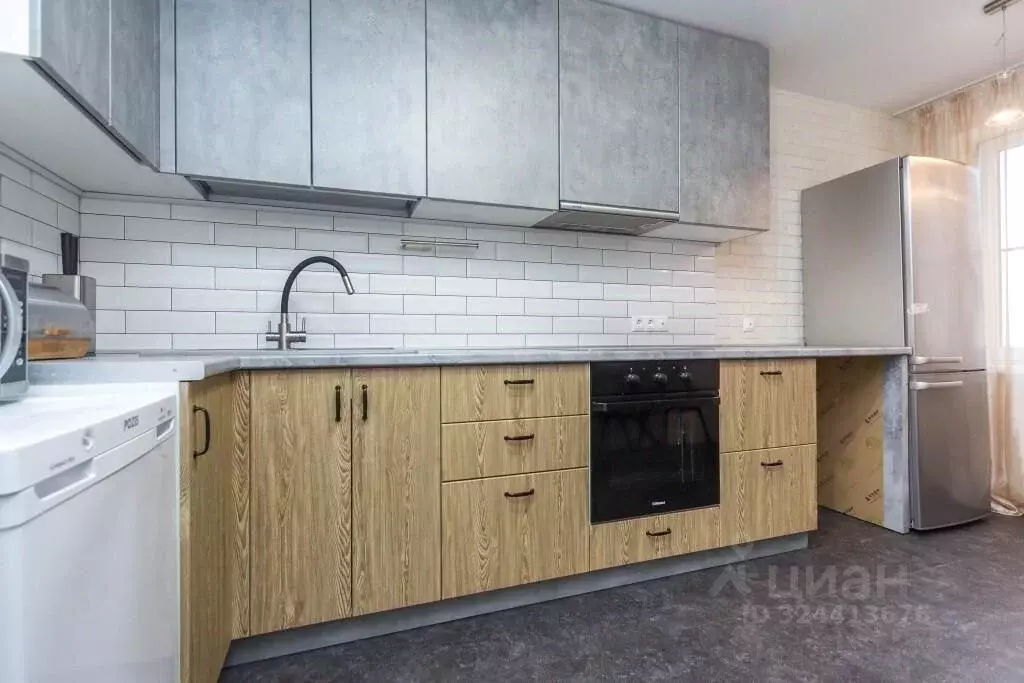 2-к кв. Башкортостан, Уфа Высотная ул., 2 (67.5 м) - Фото 2