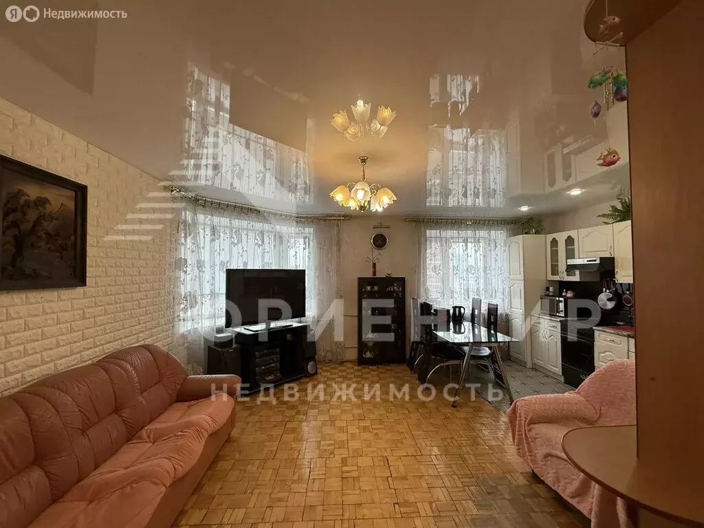 2-комнатная квартира: Екатеринбург, улица Готвальда, 6к2 (66.7 м) - Фото 1