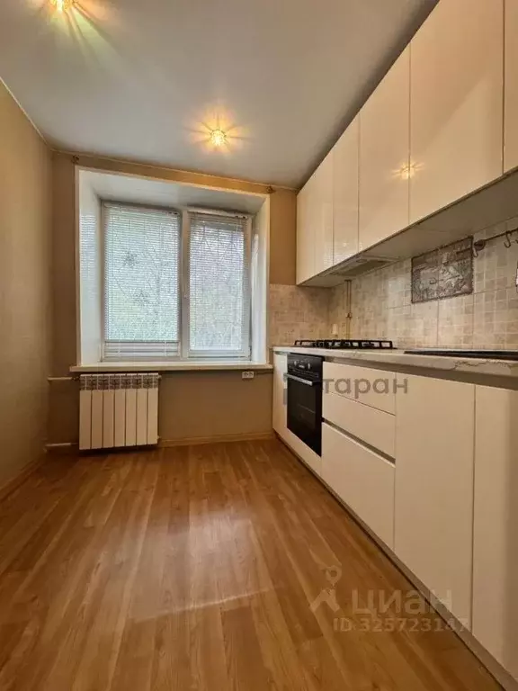 3-к кв. Челябинская область, Челябинск ул. Комарова, 112а (67.0 м) - Фото 1