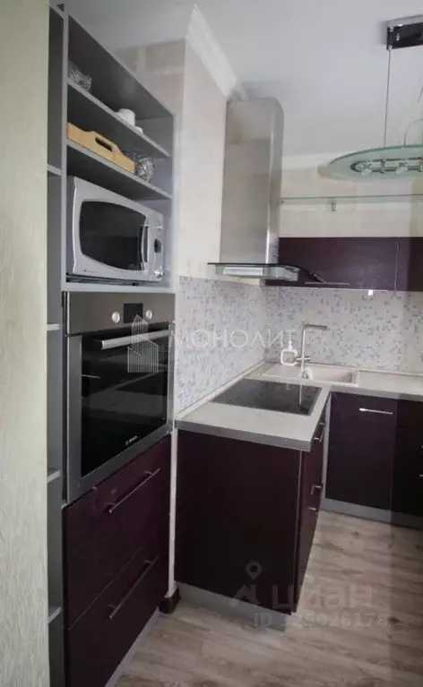 2-к кв. Сахалинская область, Южно-Сахалинск просп. Победы, 35 (46.0 м) - Фото 2