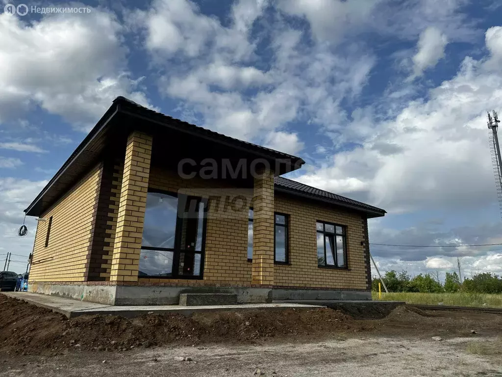 Дом в Оренбургский район, Красноуральский сельсовет, село имени 9 ... - Фото 1