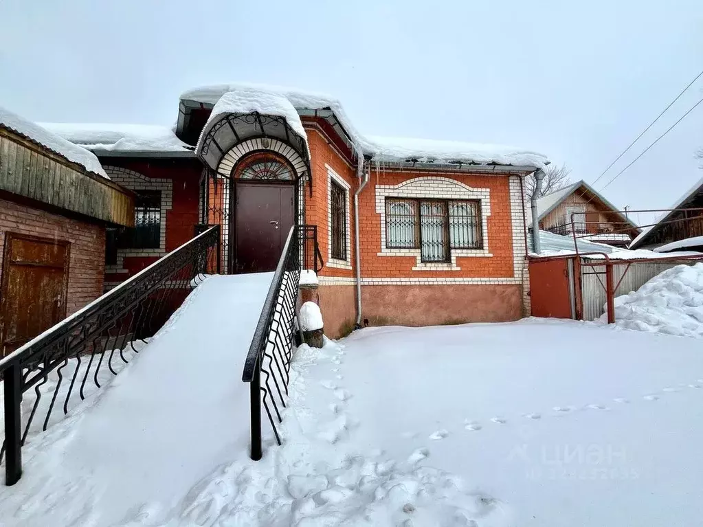 Дом в Саратовская область, Энгельс Короткий проезд (183 м) - Фото 1