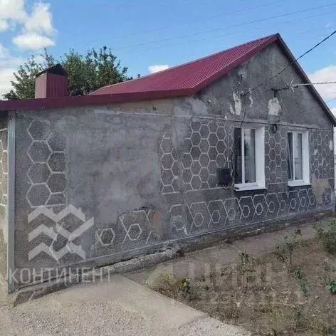 Дом в Крым, Черноморский район, с. Новоивановка ул. Зеленая, 15 (58 м) - Фото 1