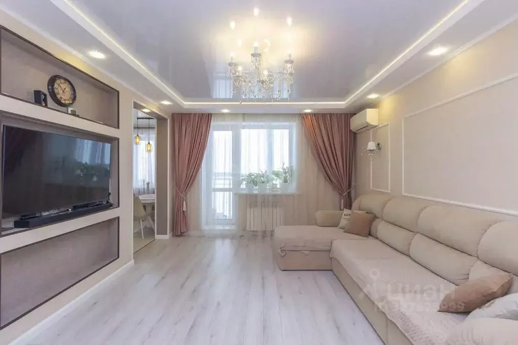 3-к кв. Омская область, Омск ул. Перелета, 19 (91.2 м) - Фото 1