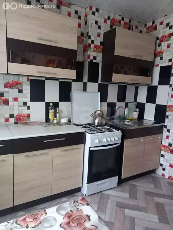 1-комнатная квартира: Сатка, улица 40 лет Победы, 18 (36.1 м) - Фото 1