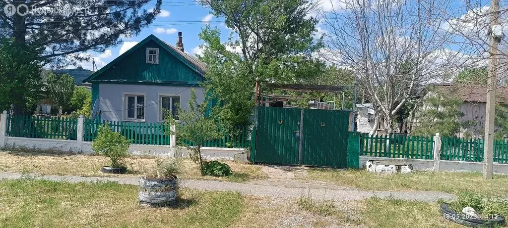 Дом в Белогорский район, Зеленогорское сельское поселение, село Балки, ... - Фото 1