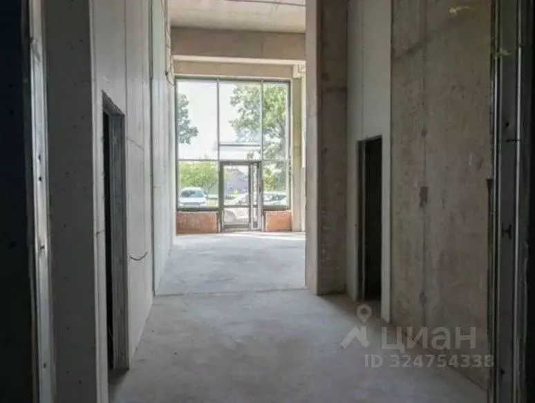 Торговая площадь в Санкт-Петербург Октябрьская наб., 44 (204 м) - Фото 2