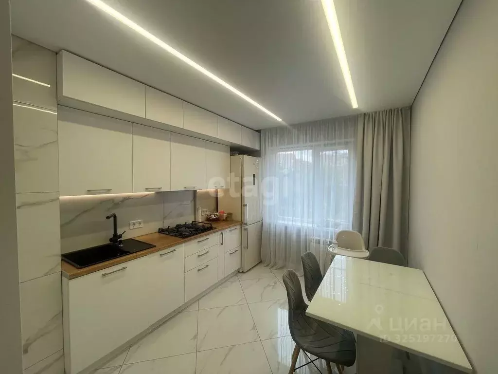 3-к кв. Адыгея, Майкоп Школьная ул., 191 (64.5 м) - Фото 1