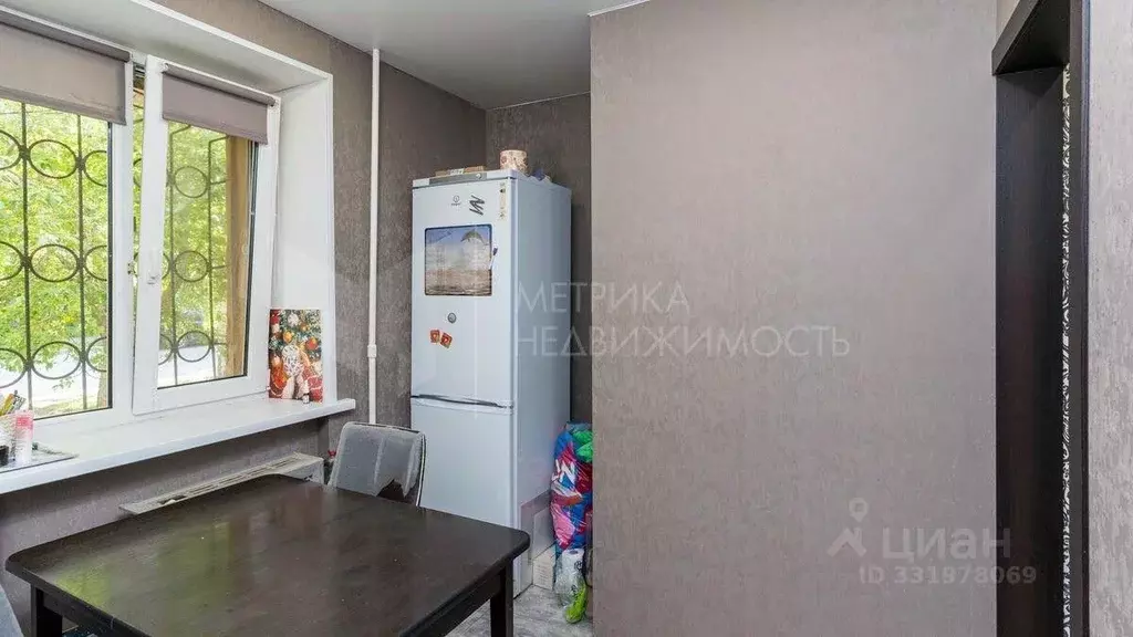1-к кв. Тюменская область, Тюмень ул. Елизарова, 8 (36.7 м) - Фото 1