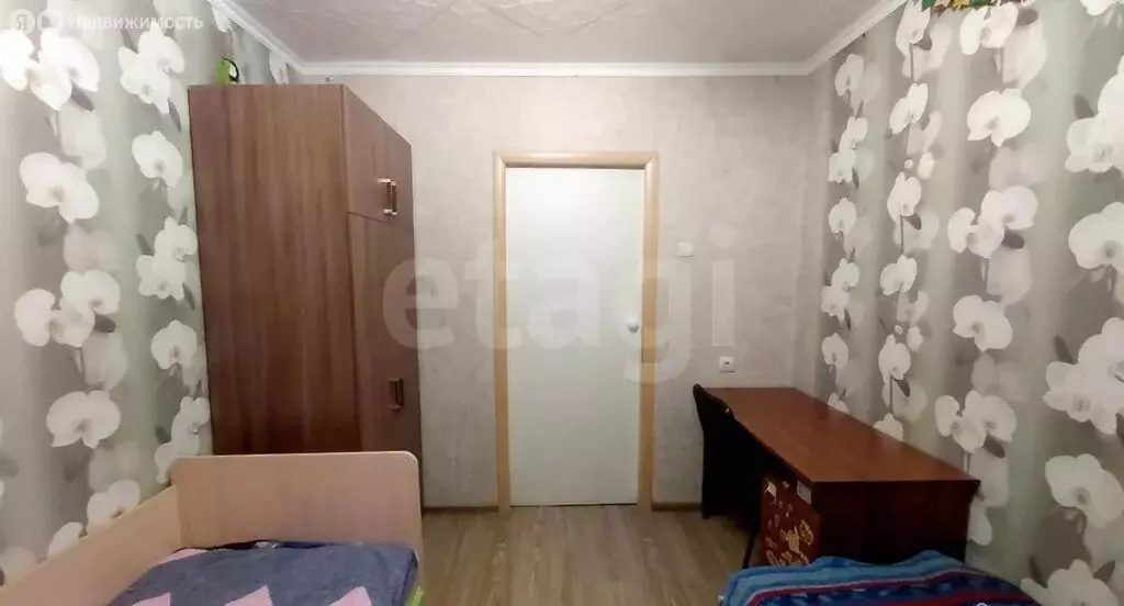 3-комнатная квартира: Феодосия, улица Челнокова, 96 (65.5 м) - Фото 2