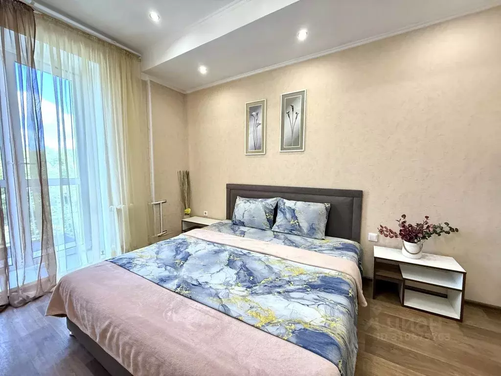 2-к кв. Тюменская область, Тюмень ул. Ленина, 63 (60.0 м) - Фото 1