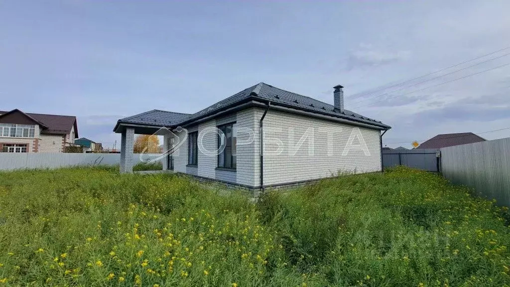 Дом в Тюменская область, Тюменский район, с. Мальково ул. Мира (102 м) - Фото 1
