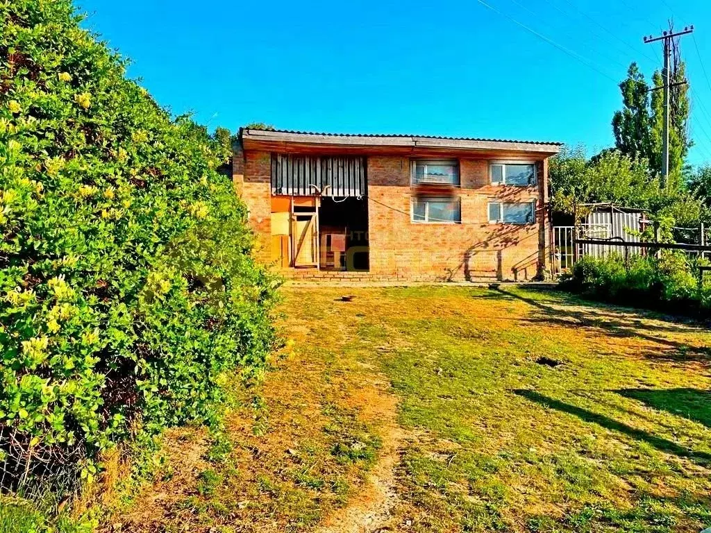 Дом в Краснодарский край, Крымский район, Варениковское с/пос, с. ... - Фото 1