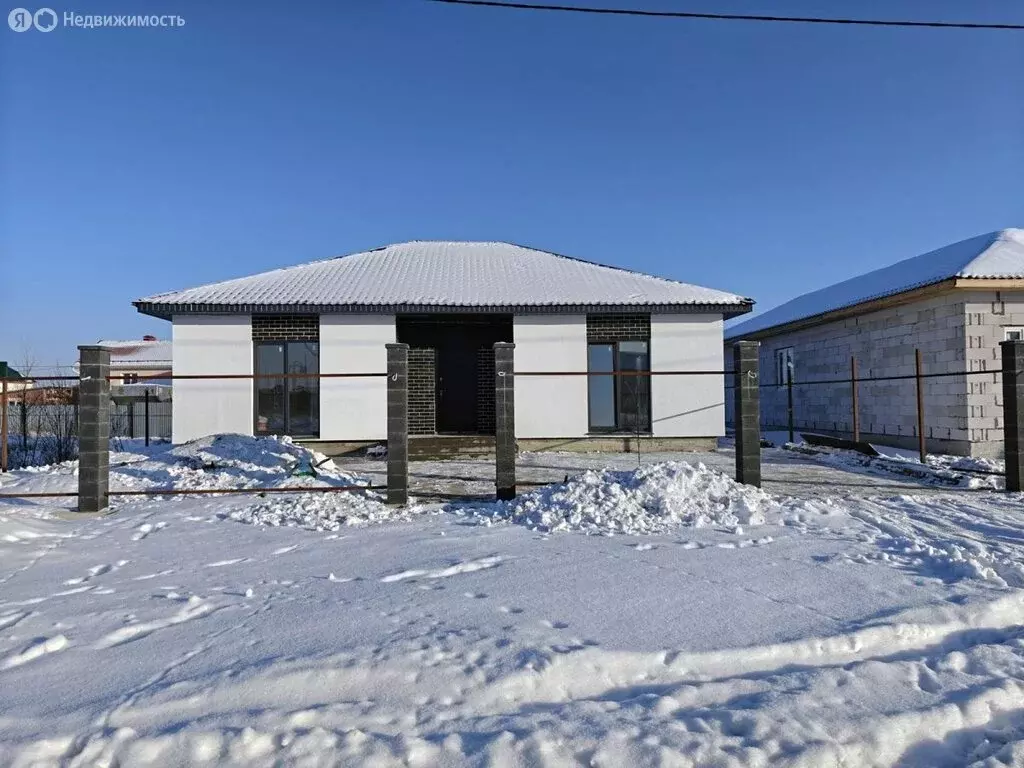 Дом в село Черноречье, Кустарная улица (115 м) - Фото 1