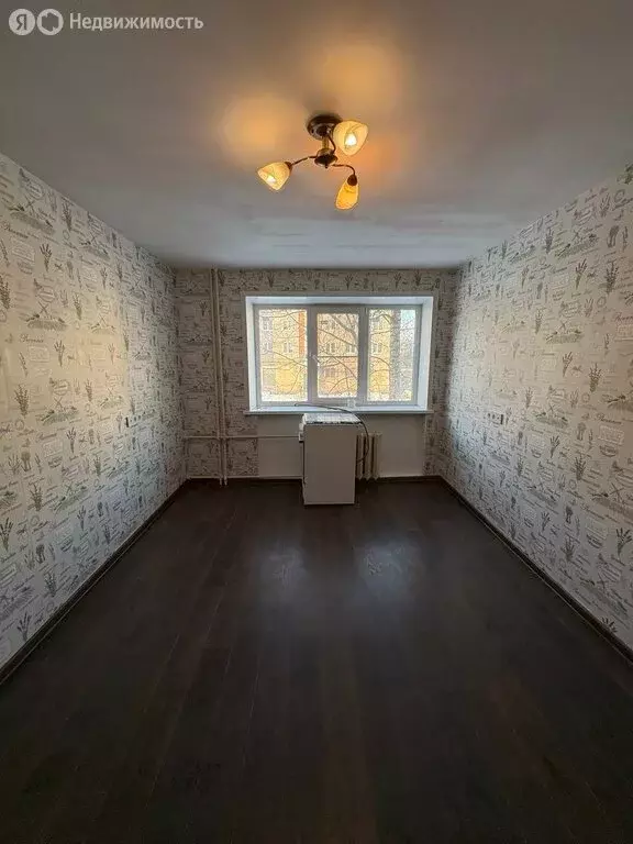 1к в 9-комнатной квартире (13.3 м) - Фото 1