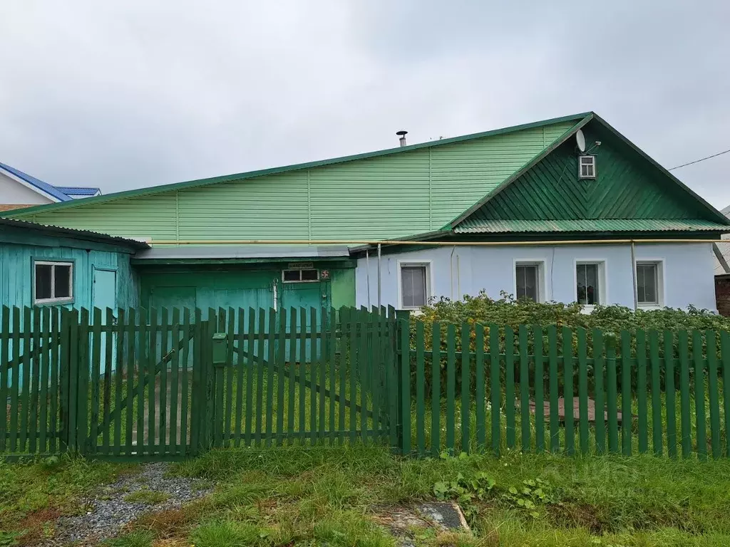 Дом в Свердловская область, Первоуральск ул. 40 лет Октября (66 м) - Фото 0