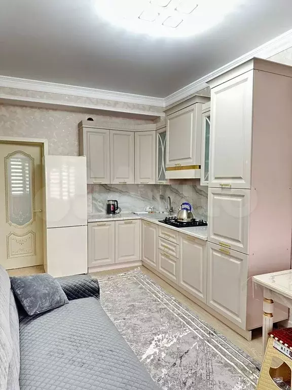 2-к. квартира, 70 м, 2/10 эт. - Фото 0