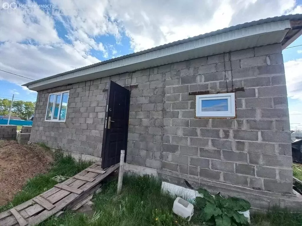 Дом в село Уразбахты, Новая улица, 6 (74.8 м) - Фото 0