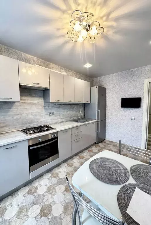 2-к кв. Самарская область, Самара Революционная ул., 79 (60.0 м) - Фото 1