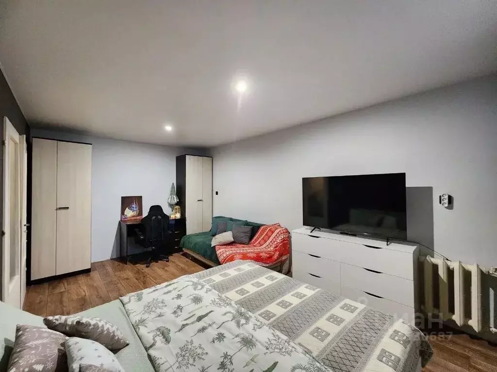 1-к кв. Московская область, Серпухов Юбилейная ул., 12 (35.0 м) - Фото 1