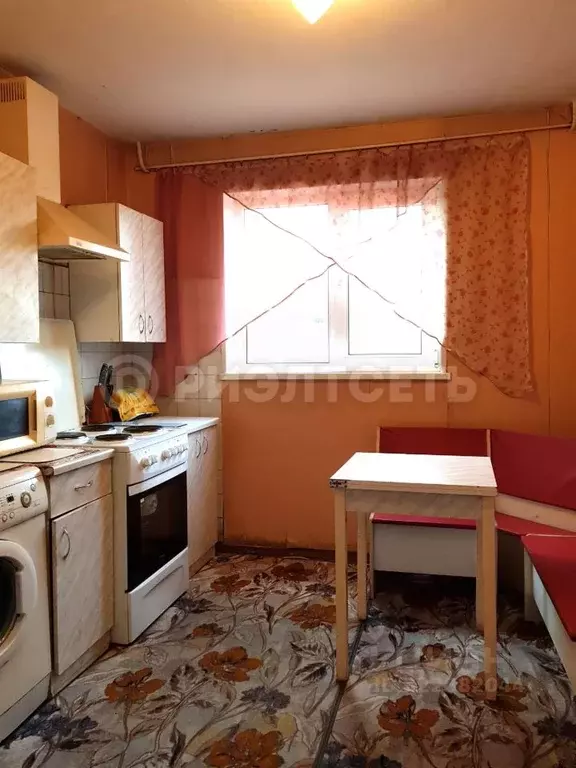 3-к кв. Мурманская область, Мурманск ул. Достоевского, 26 (58.1 м) - Фото 2