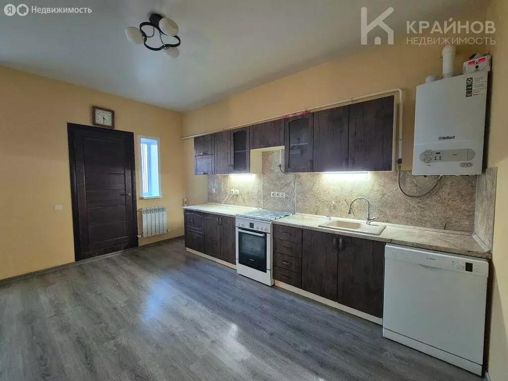 3-комнатная квартира: Воронеж, улица Маршала Голикова, 1 (196.4 м) - Фото 1