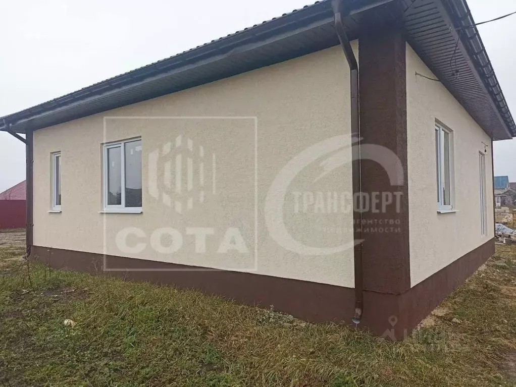 Дом в Воронежская область, с. Новая Усмань ул. Заречная, 92 (70 м) - Фото 1