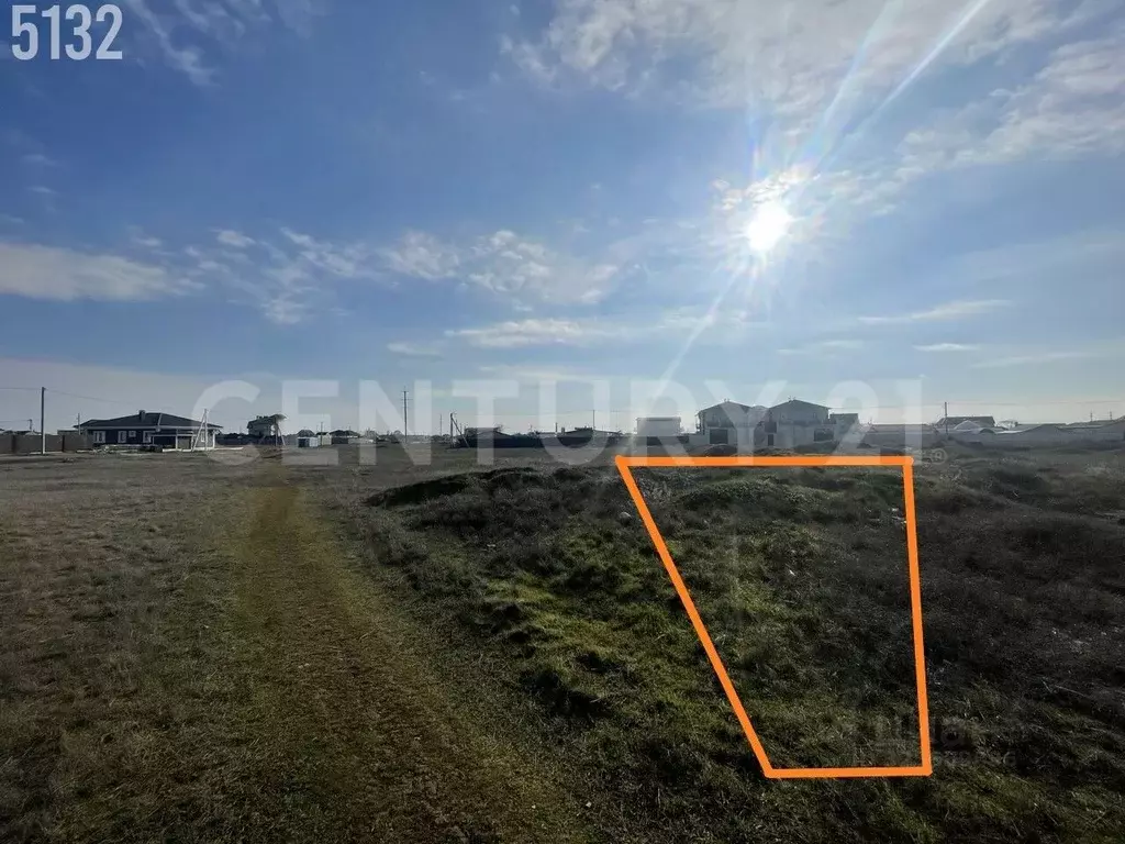 Участок в Крым, Сакский район, с. Уютное ул. Маршала Рокоссовского, 7А ... - Фото 2